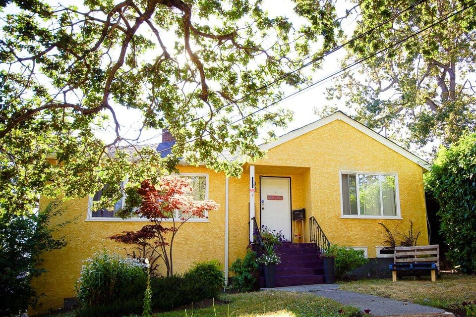 The front of the house from the street. Entrance to suite is in the back