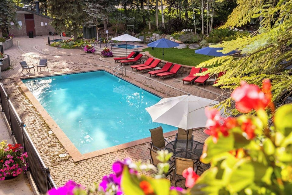 Vantage Point Pool
