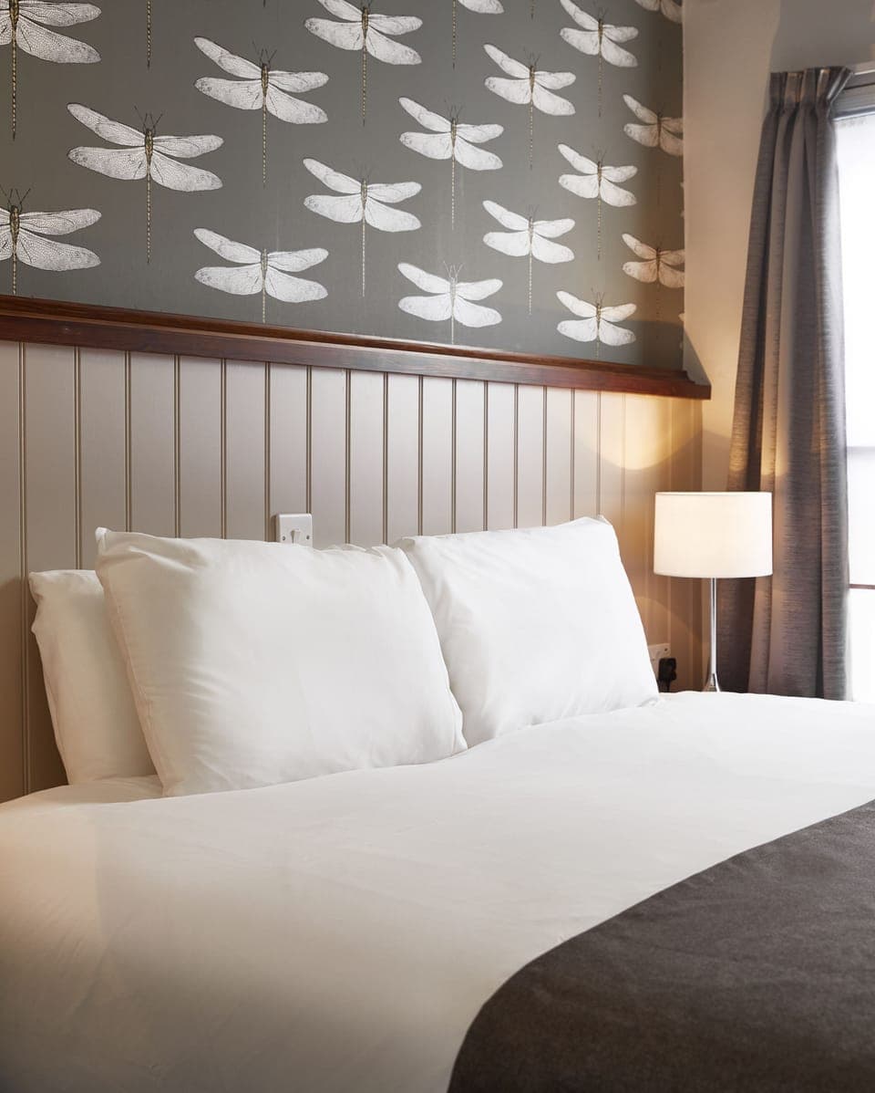 Double Room | Desk, blackout drapes, iron/ironing board, free WiFi