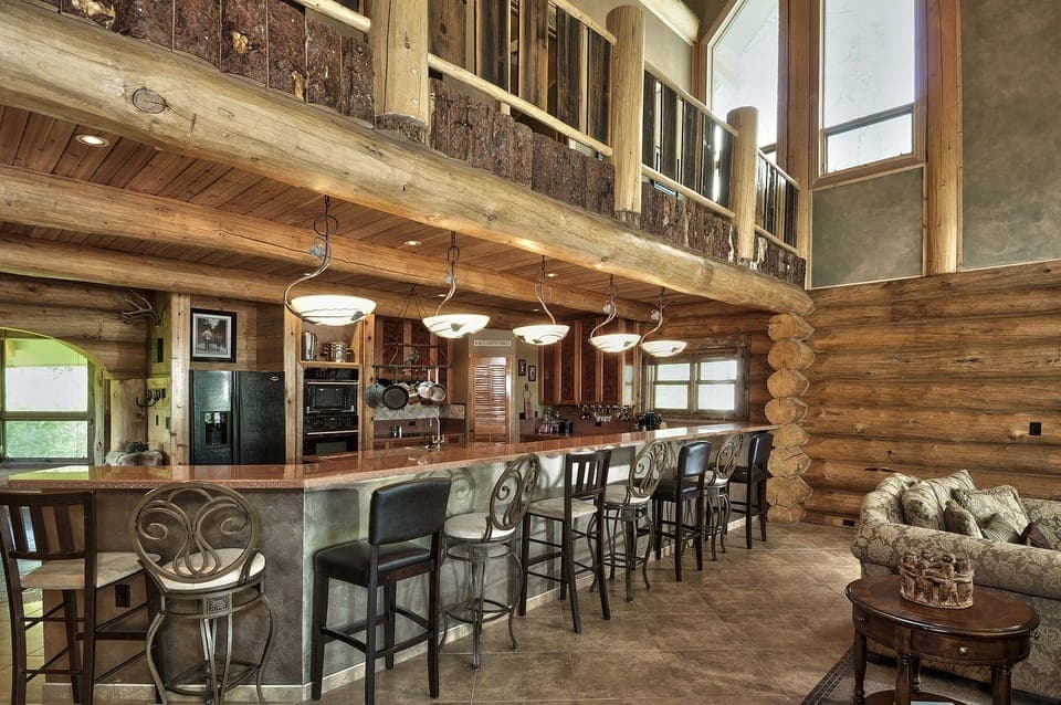 Kitchen bar