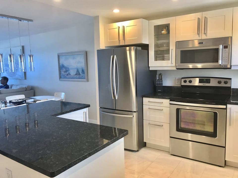 Brand new kitchen lots of storage and counterspace