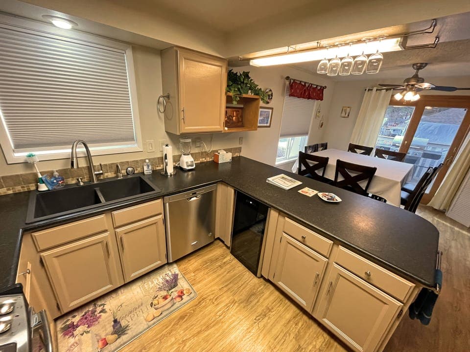 New S/S appliances, Granite counter & sink, built in climate control wine cooler