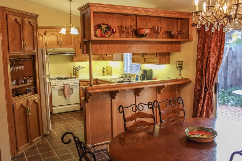 Dishwasher,Microwave, Toaster, Blender, Coffee maker, Tea