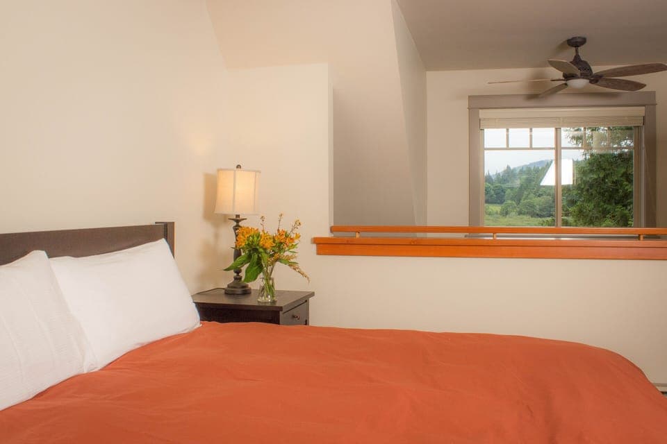 1 bedroom, premium bedding, free WiFi