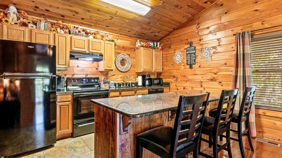 Main Level - Kitchen
