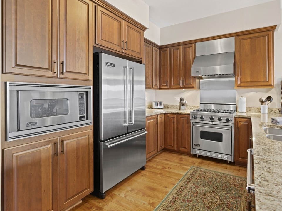 Condo 7408 - Fully Furnished Kitchen