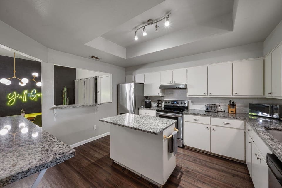 Large kitchen which is fully stocked!