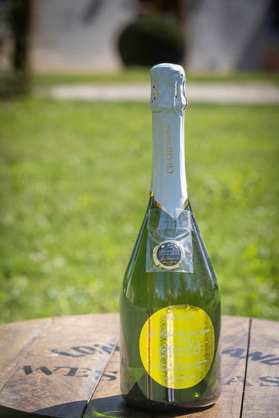 Champagne millésimé  d'exception du Relais, capsule de collection et ses Swarovski