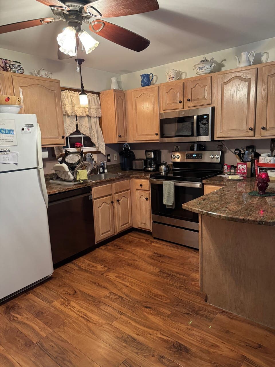 Fully stocked kitchen