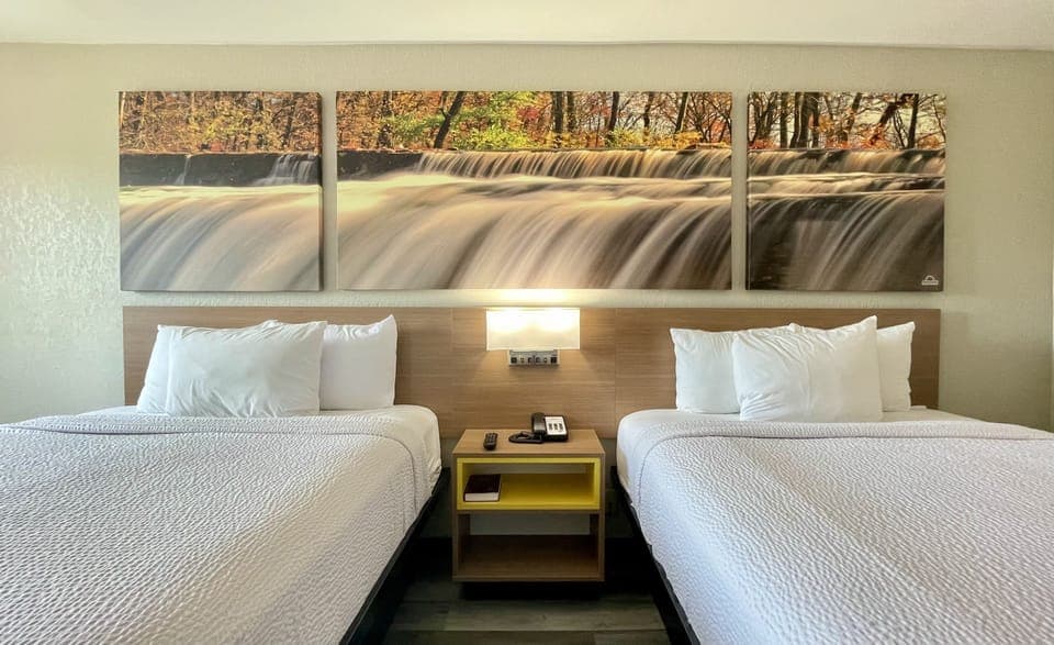 Desk, iron/ironing board, free WiFi, bed sheets