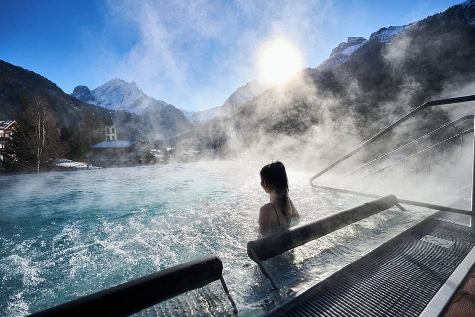 Outdoor pool, open 10:00 AM to 7:30 PM, sun loungers