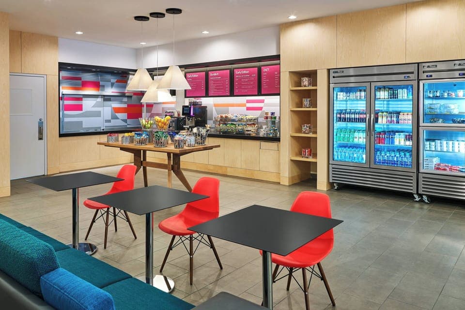 Daily cooked-to-order breakfast (USD 10.00 per person)