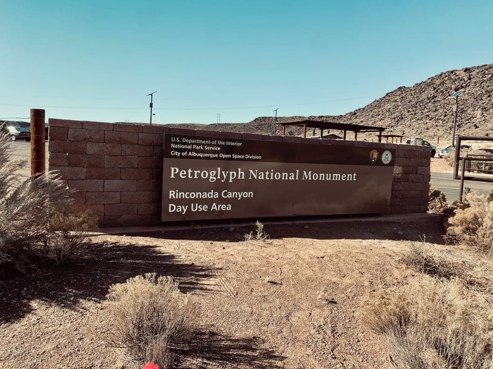 Petroglyph National  Monument - 2 min drive or 16 min walk. 300+ petroglyphs.