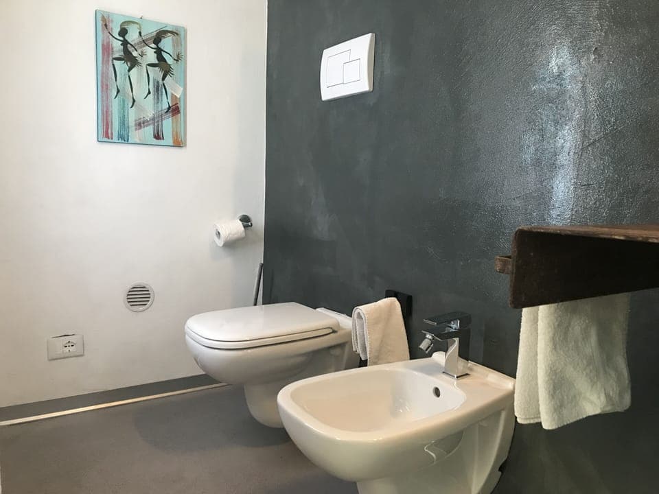 Standard Quadruple Room, Courtyard View (Camera Rosa) | Bathroom