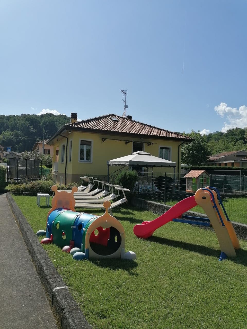 Zona giochi giardino