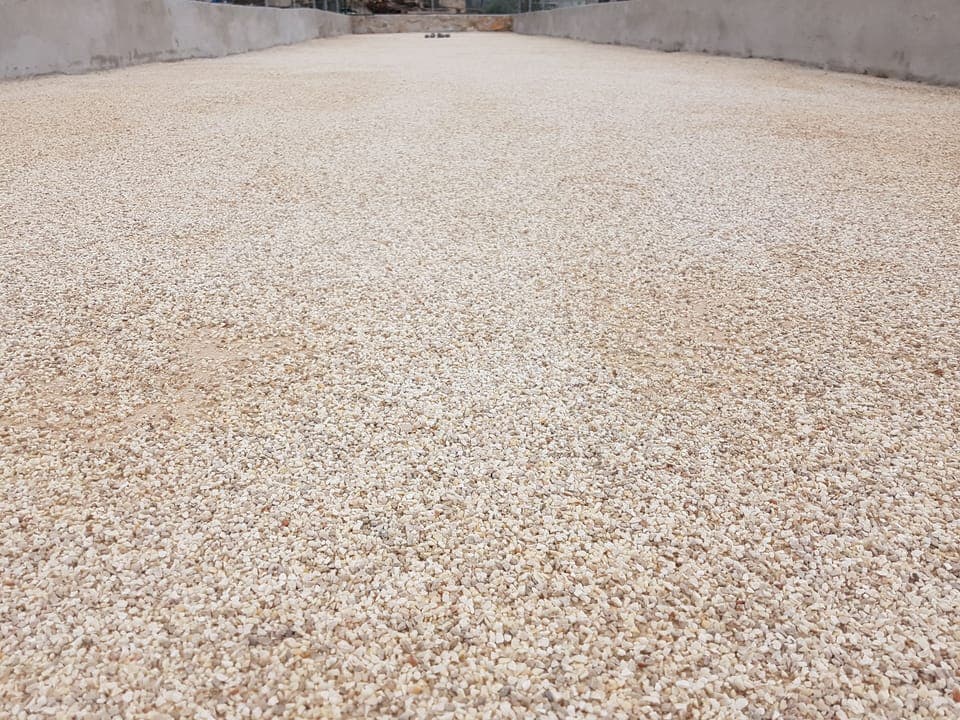 Profile of the bocce game court 