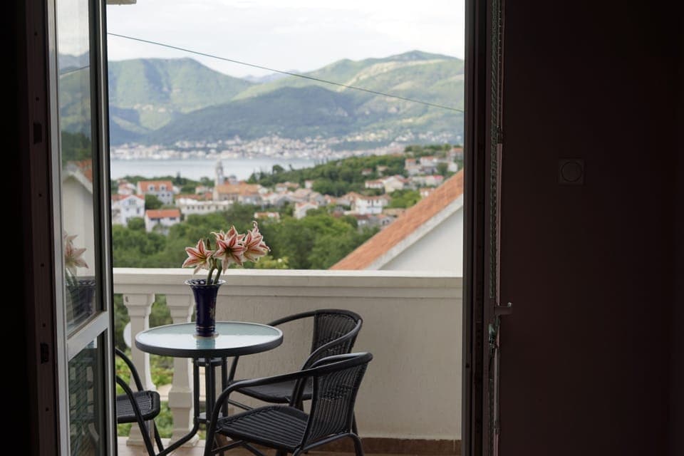 APARTMENTS BELLA VISTA-WELCOME!