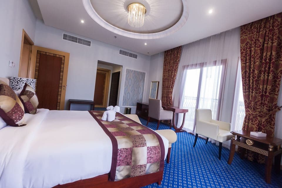 Minibar, in-room safe, desk, blackout drapes