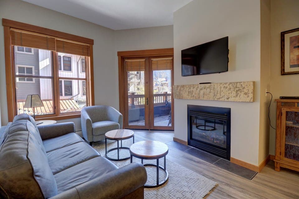 Condo, 2 Bedrooms | Interior