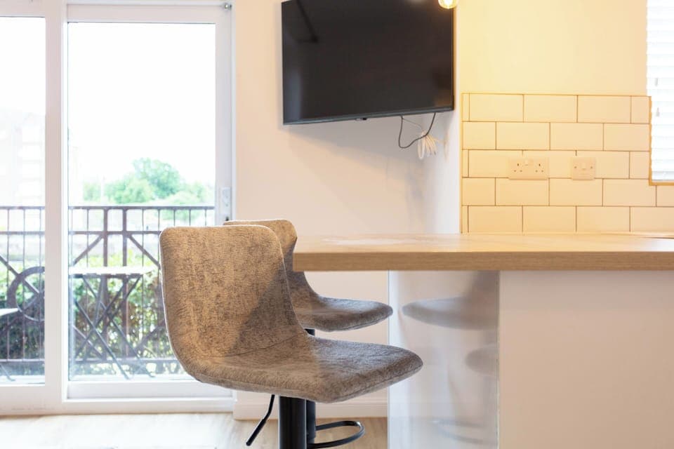 1 bedroom, premium bedding, individually decorated