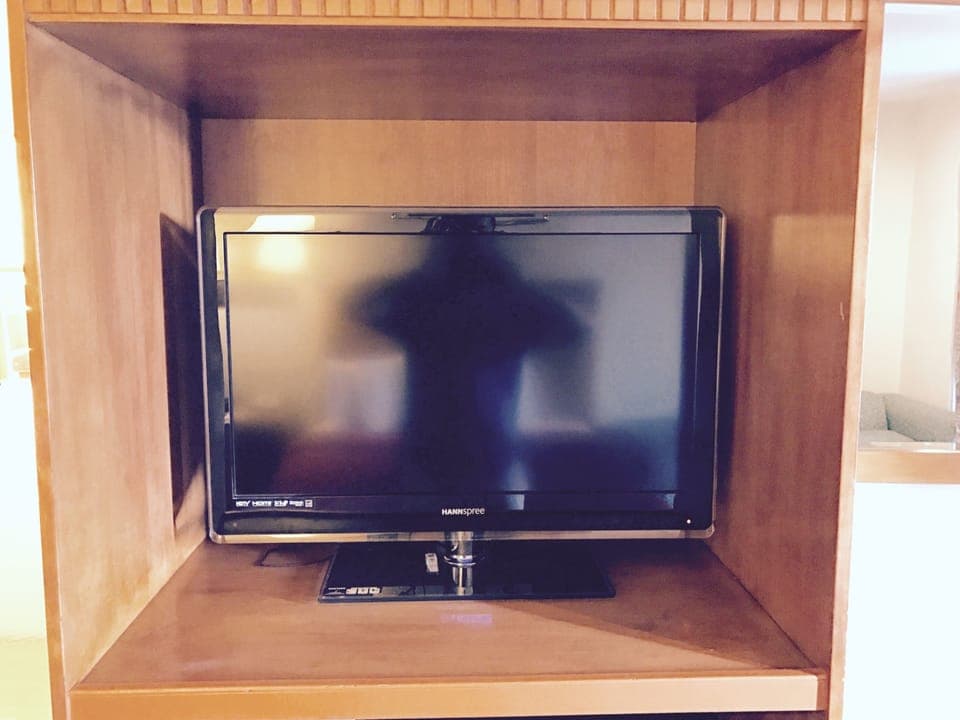 Desk, laptop workspace, iron/ironing board, free WiFi