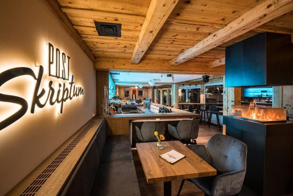 Lunch and dinner served, Regional cuisine