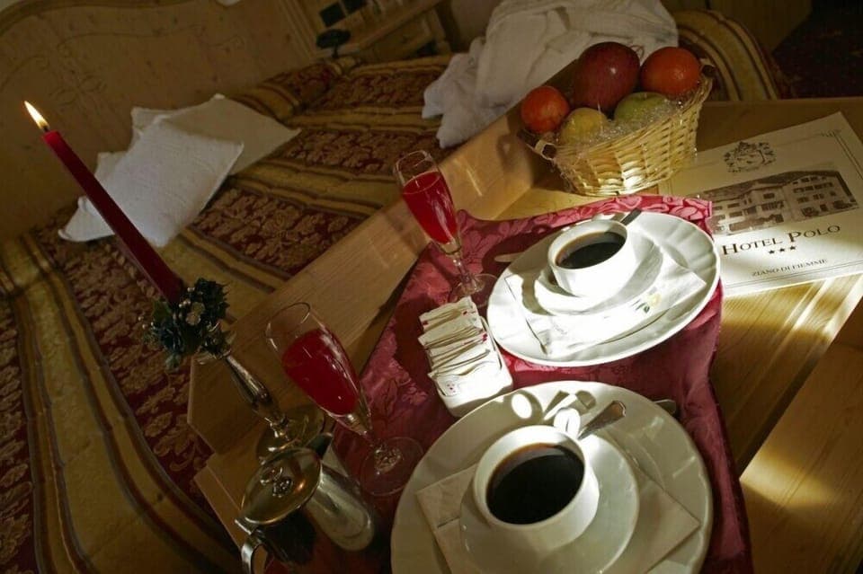 Room service - dining