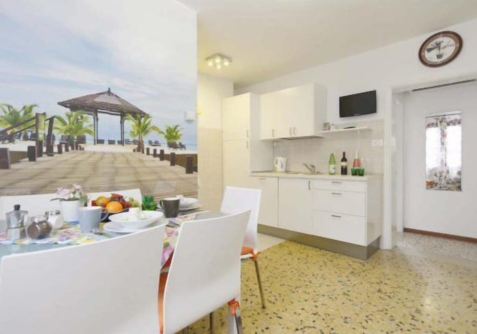 Apartment, 2 Bedrooms | Private kitchenette | Full-size fridge, oven, stovetop, dishwasher