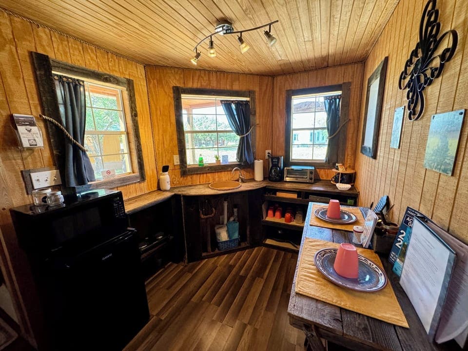 Wild Bill's Hideout | Private kitchenette | Microwave, stovetop, coffee/tea maker, toaster