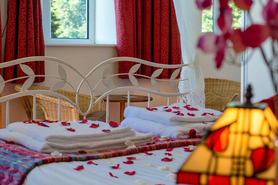 Executive Double Room | Premium bedding, in-room safe, desk, iron/ironing board