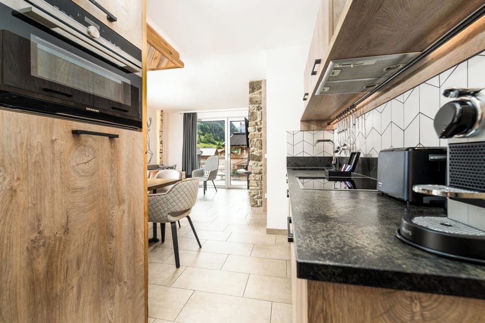 Suite, 2 Bedrooms | Private kitchen | Espresso maker, coffee/tea maker