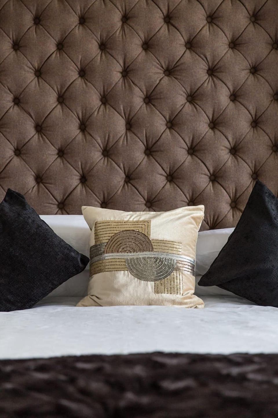 Family Room, Ensuite | Iron/ironing board, free WiFi, bed sheets