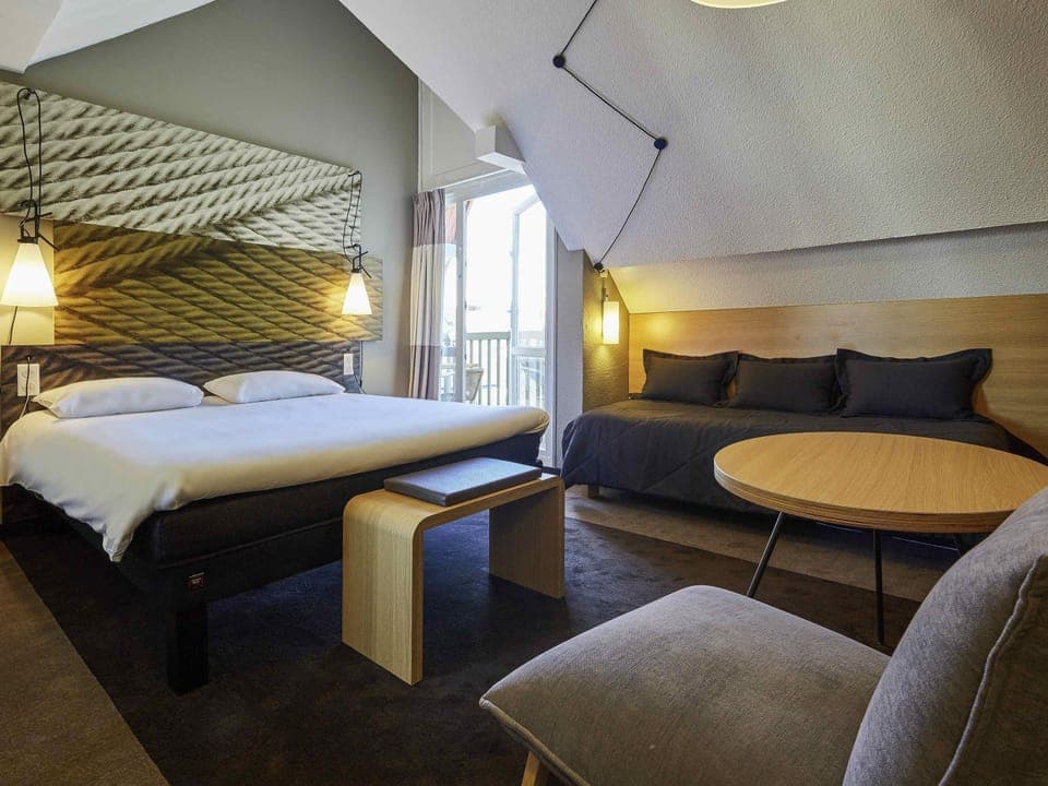 Premium Double Room, 1 Double Bed with Sofa bed, Balcony | In-room safe, desk, blackout drapes, soundproofing