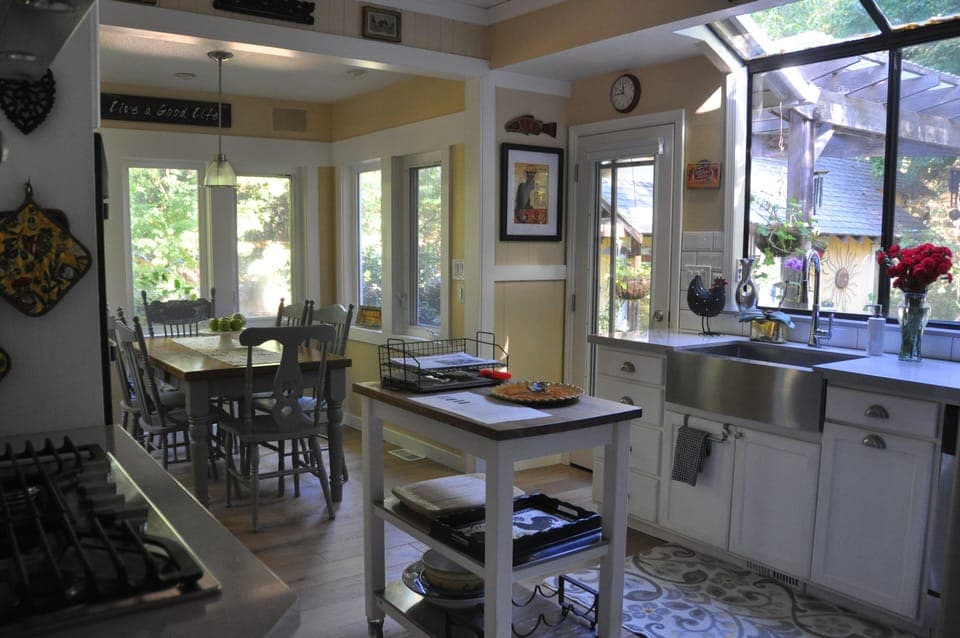 Kitchen with Dining Nook