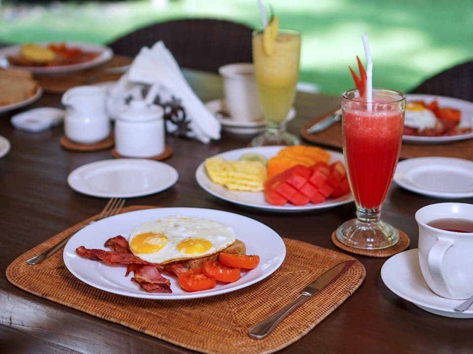 Free continental breakfast