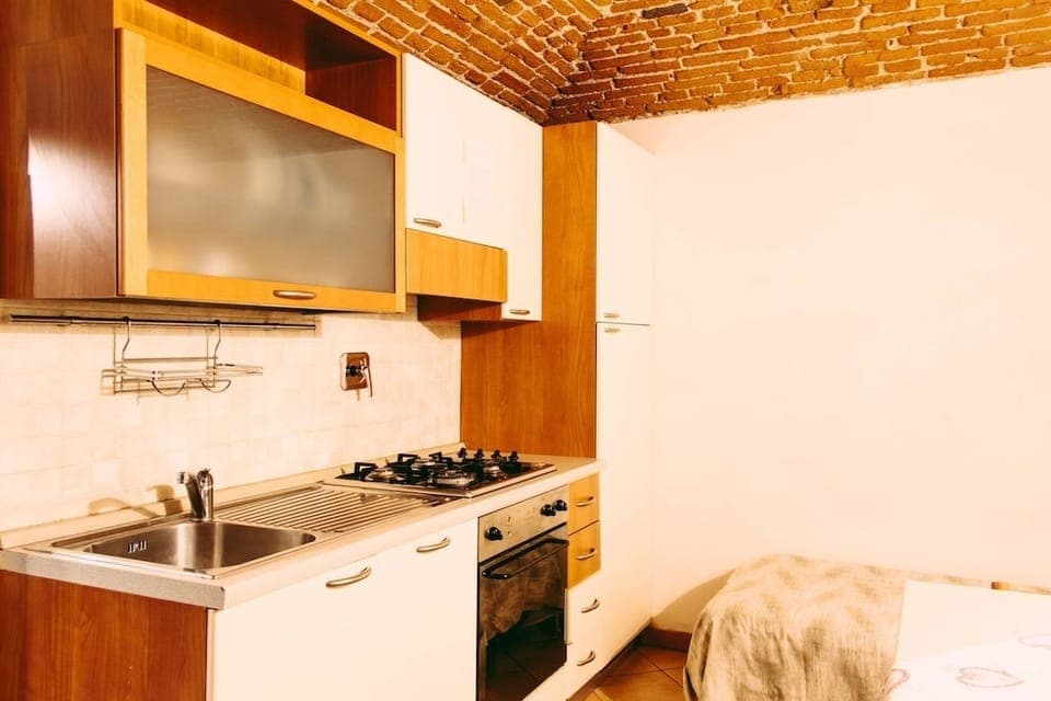 Apartment, Balcony | Private kitchenette | Stovetop, cookware/dishes/utensils