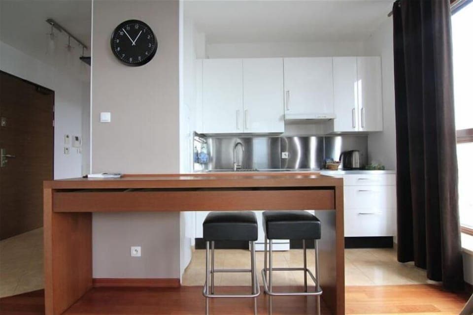 Apartment (Sea TowersII:Hryniewickiego 6,Tower B) | Private kitchenette | Fridge, oven, stovetop, coffee/tea maker