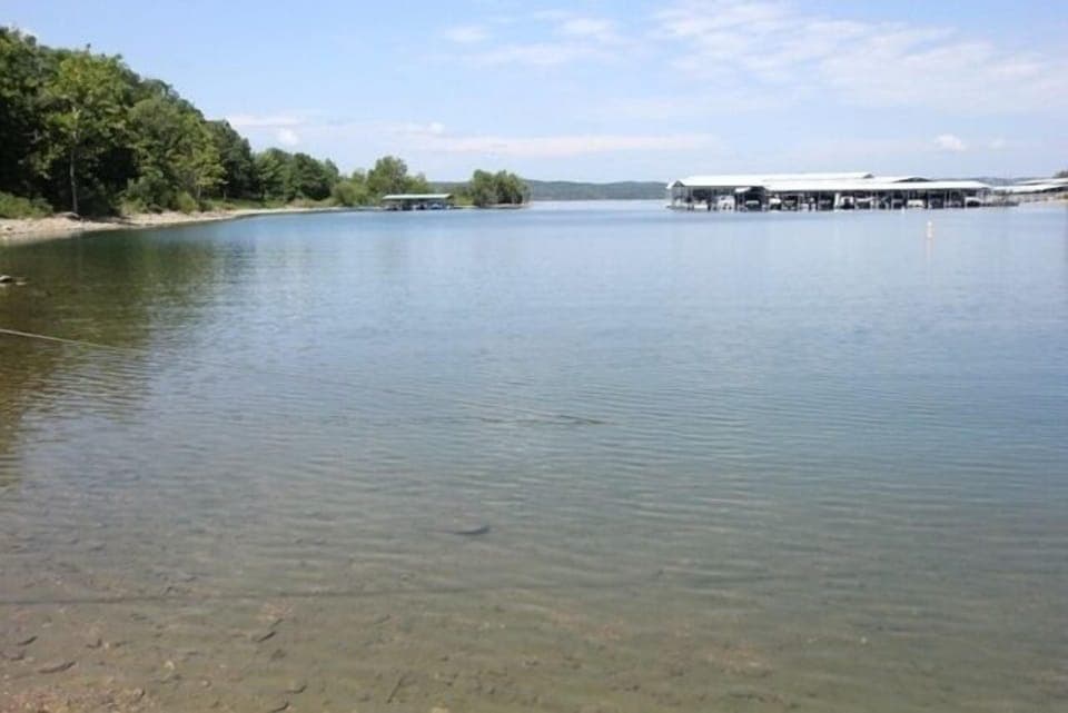 Condo, 3 Bedrooms | Lake