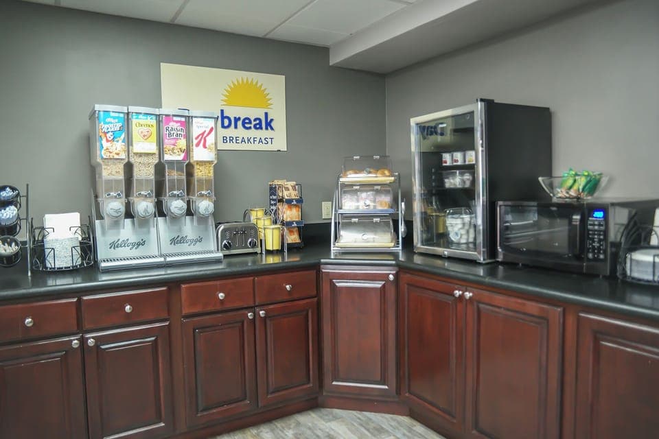 Free daily on-the-go breakfast