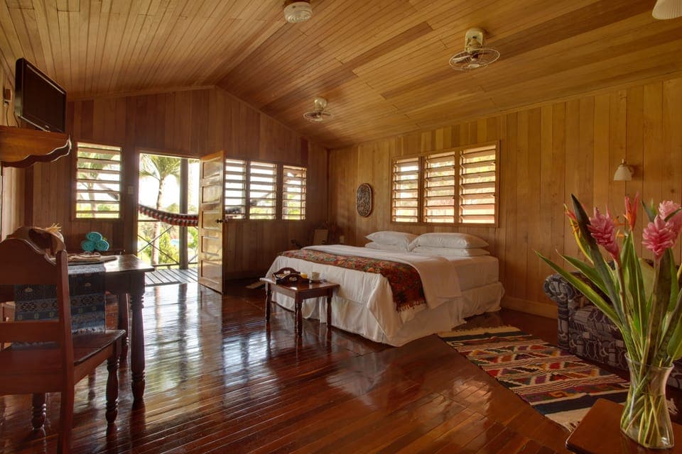 Deluxe Cabin, 1 Bedroom | In-room safe, iron/ironing board, free WiFi, bed sheets