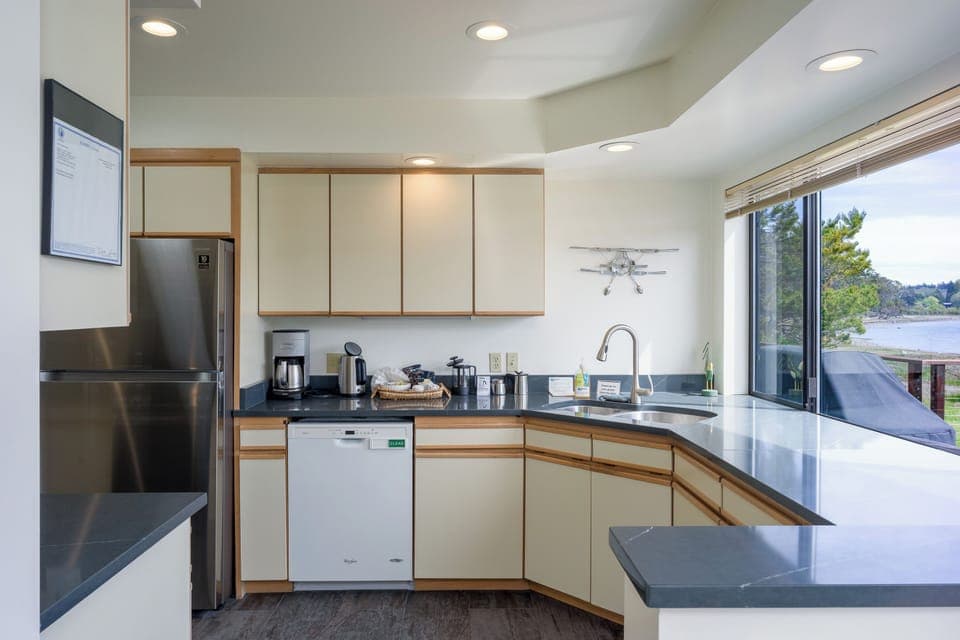 37 Mongose Ln - Lopez Island Washington - 20