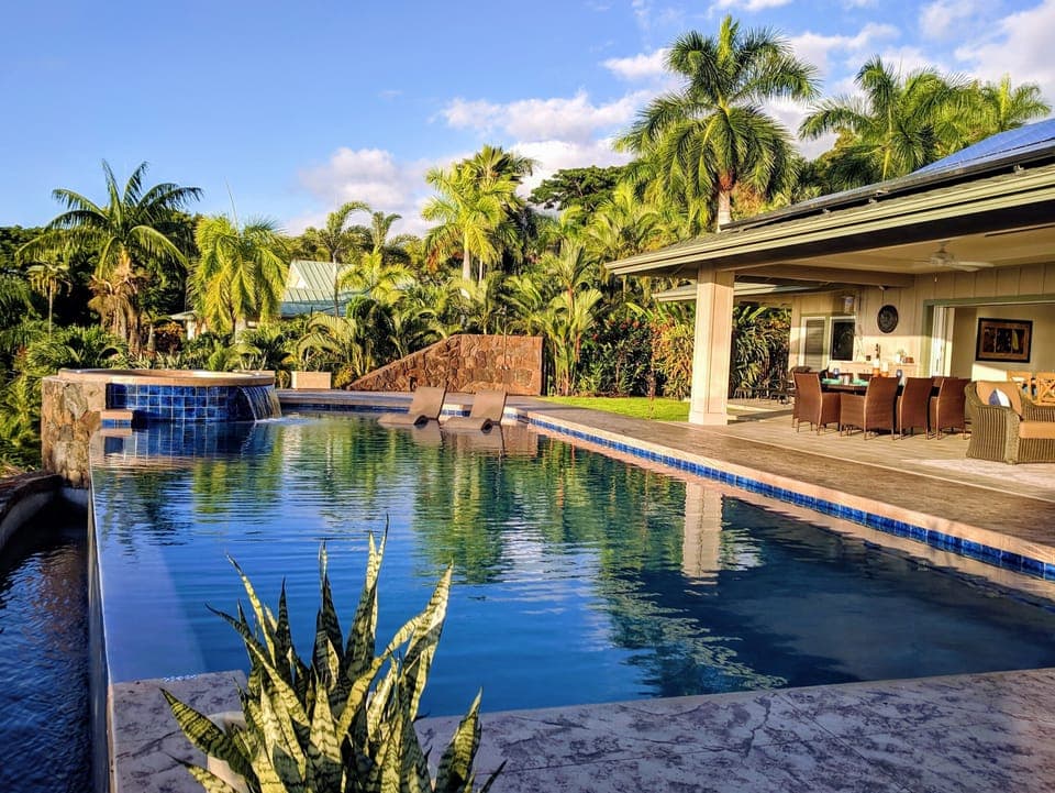 Private Infinity and Plunge Pool in our Kona Coast Home