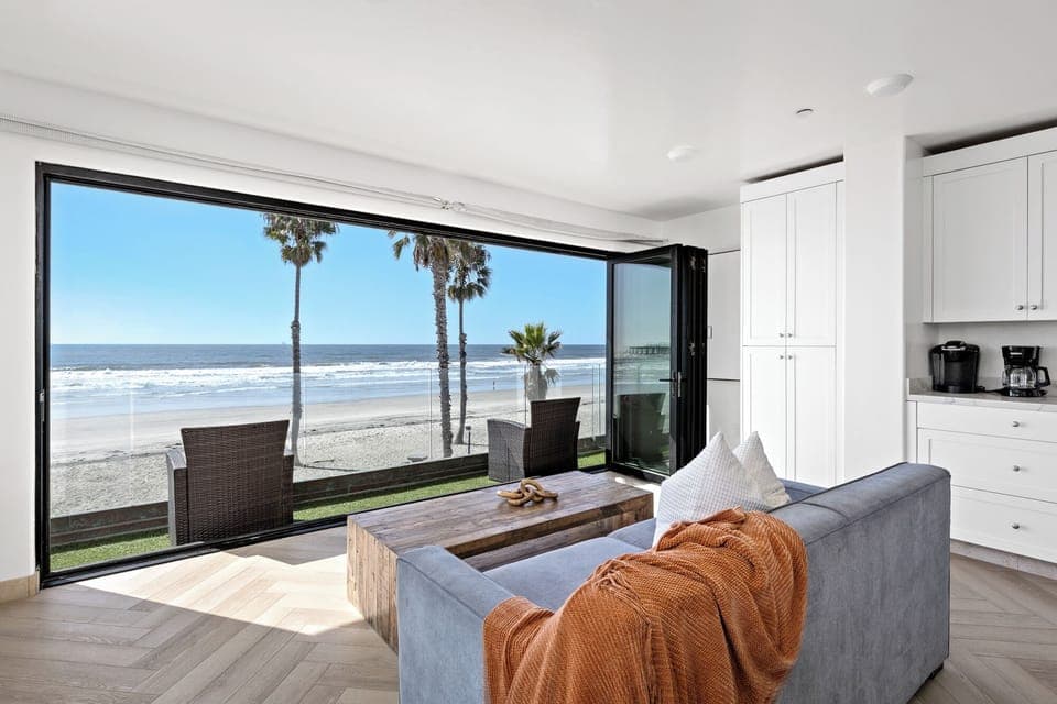 702-Strand-Unit4-Residential-Photography-SandKasl-Imaging-San-Diego-Residential-Hospitality-Photography-9