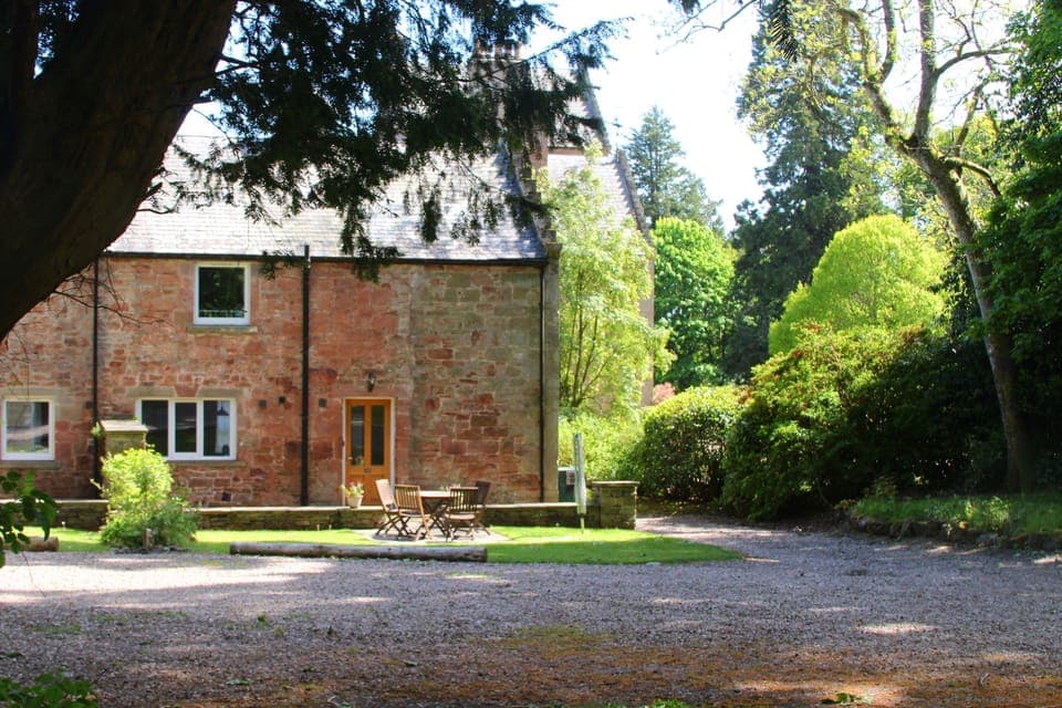 The Studio exterior from the entrance lane