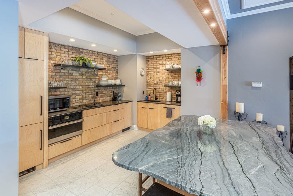 Private kitchen