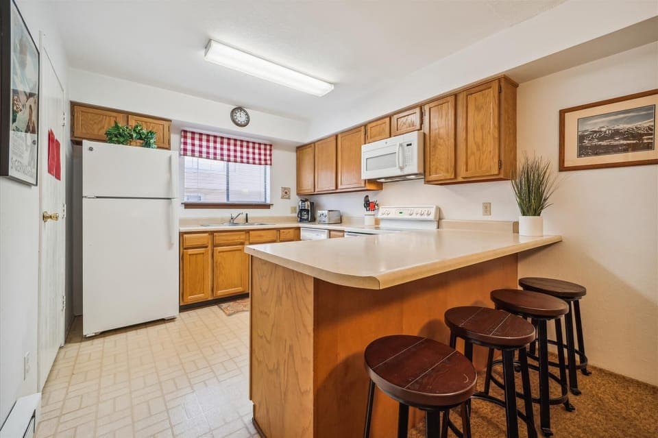 Kitchen, Winterpoint 20, Breckenridge Vacation Rental