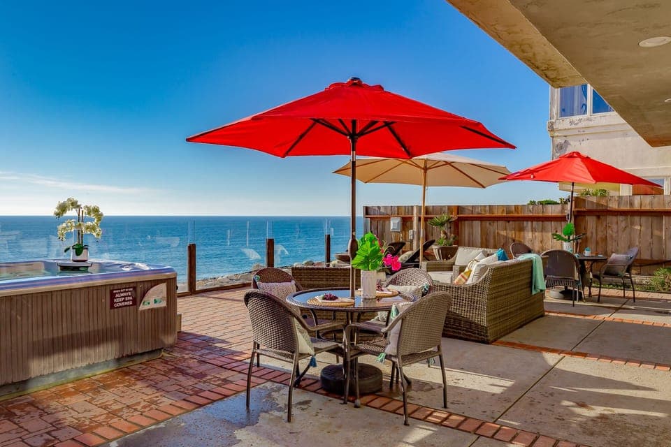 Gorgeous Single Family Home Deck 