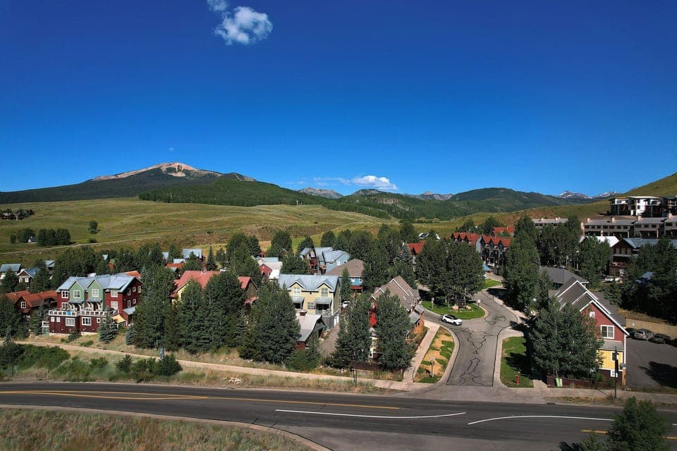 Aerial view of Pitchfork neighborhood
