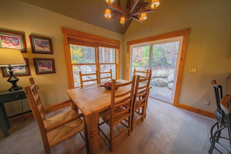 Dine in with a view!