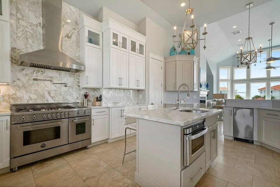 Turquoise by the Gulf - Crystal Beach - Kitchen